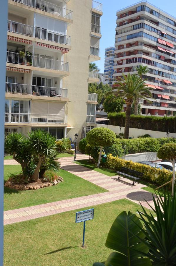 El Pato Primera Linea Benidorm Esterno foto