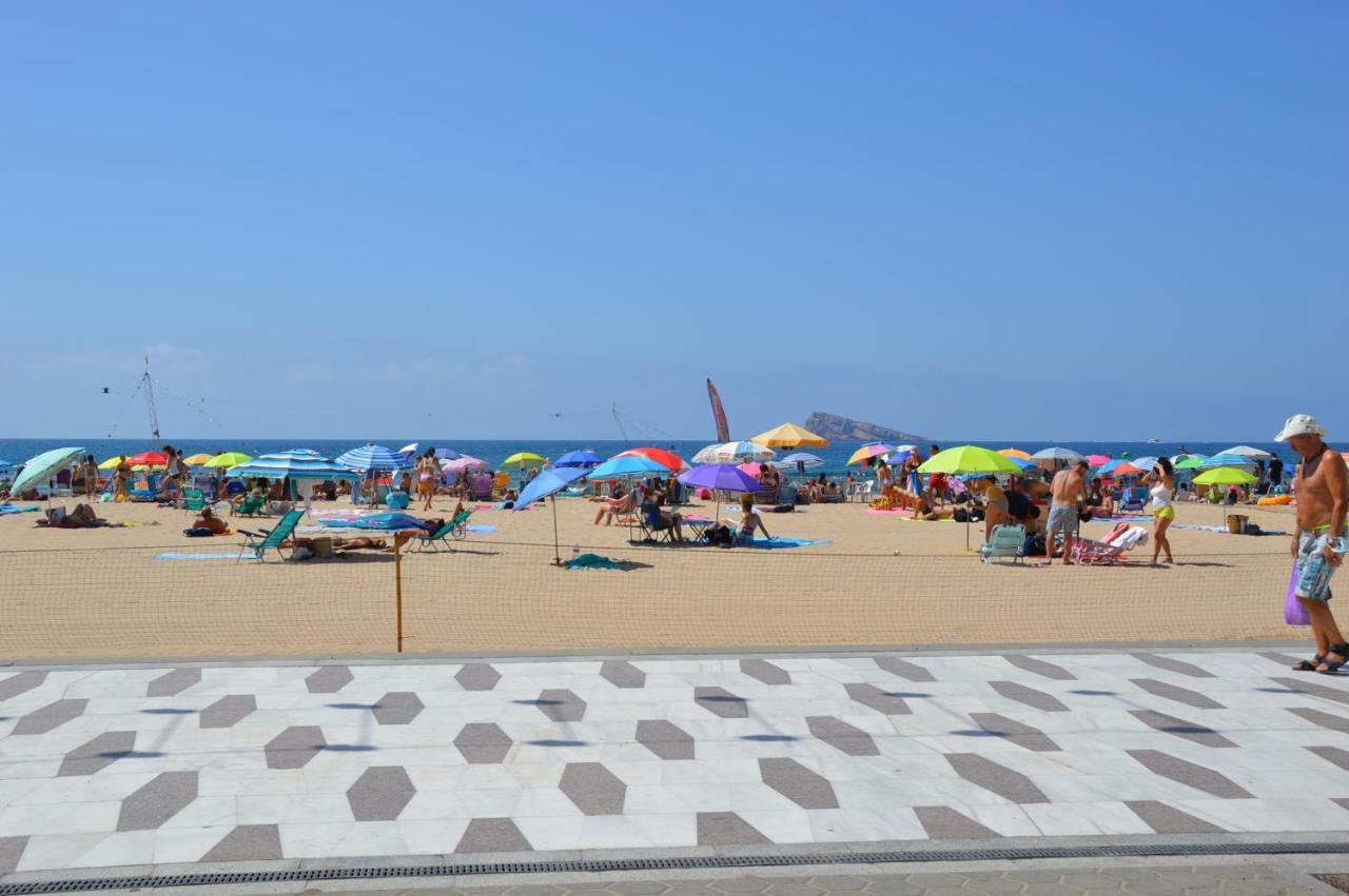 El Pato Primera Linea Benidorm Esterno foto